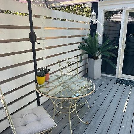 Adorable 1 Bedroom Cottage นิวยอร์ก ภายนอก รูปภาพ