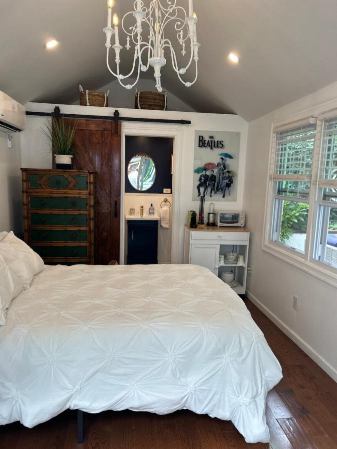 Adorable 1 Bedroom Cottage นิวยอร์ก ภายนอก รูปภาพ
